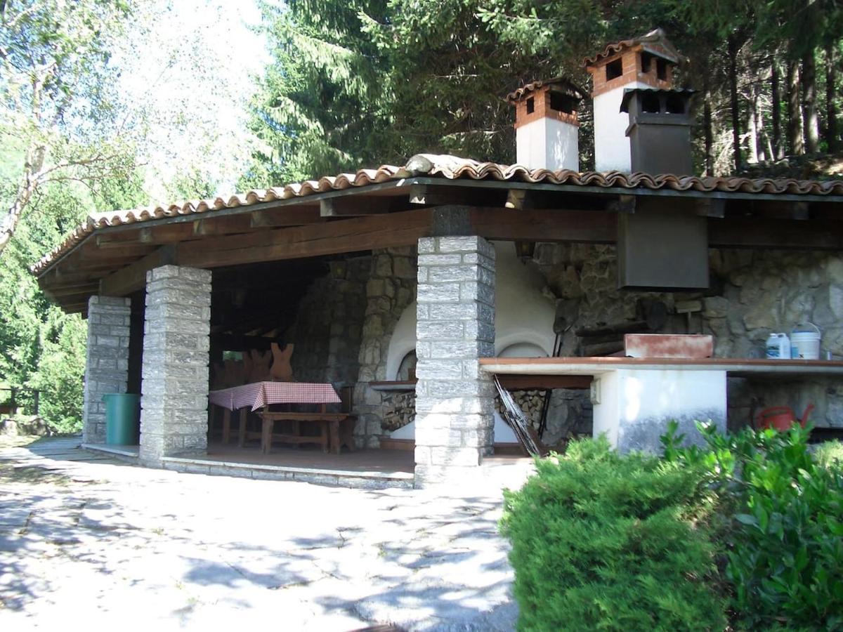 L'Helleboro - Immerso Nella Natura Viggiu Exterior photo